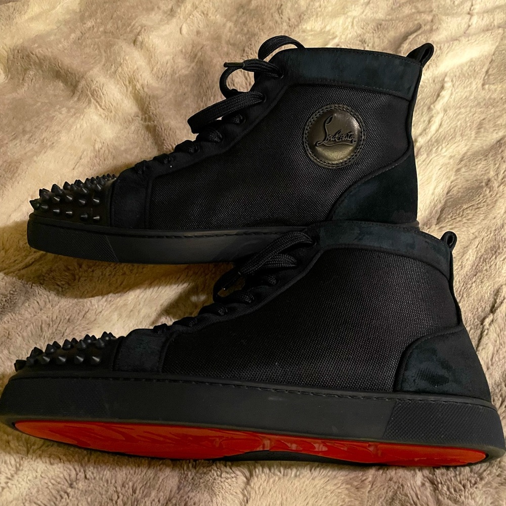 ***AUTHENTIC***Christian Louboutin Lou Spikes High Top sneakers